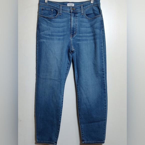 Judy Blue Women's Straight Leg High Rise Jeans in Classic Blue - Picture 1 of 9